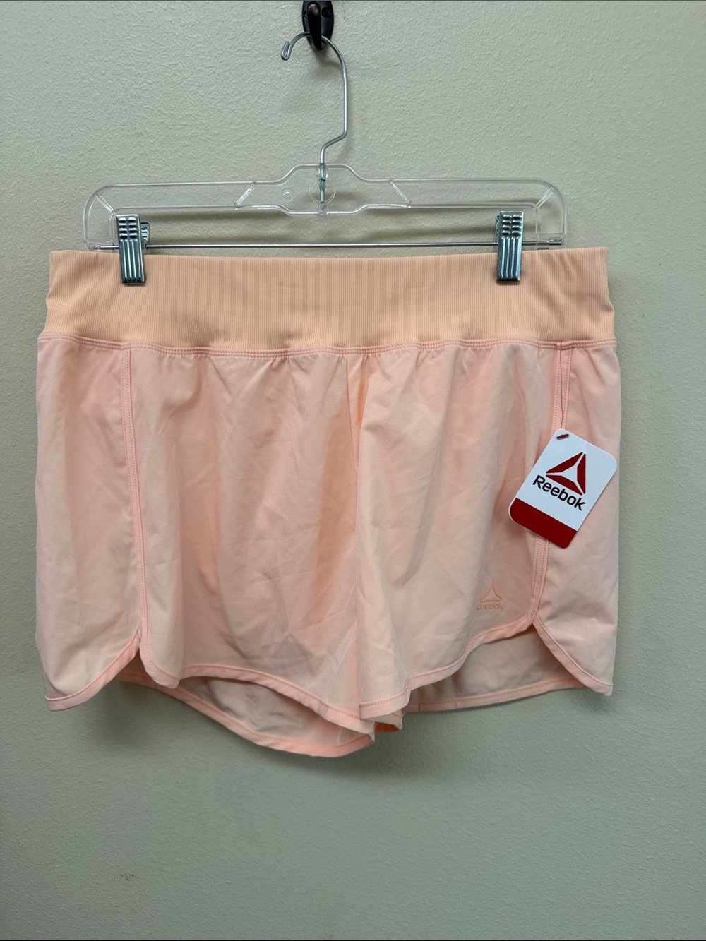 Reebok Women’s Slim Short SzL NWT